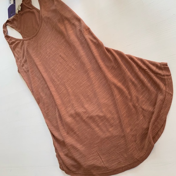NWT Brownish Color Razorback Tank - Picture 2 of 8